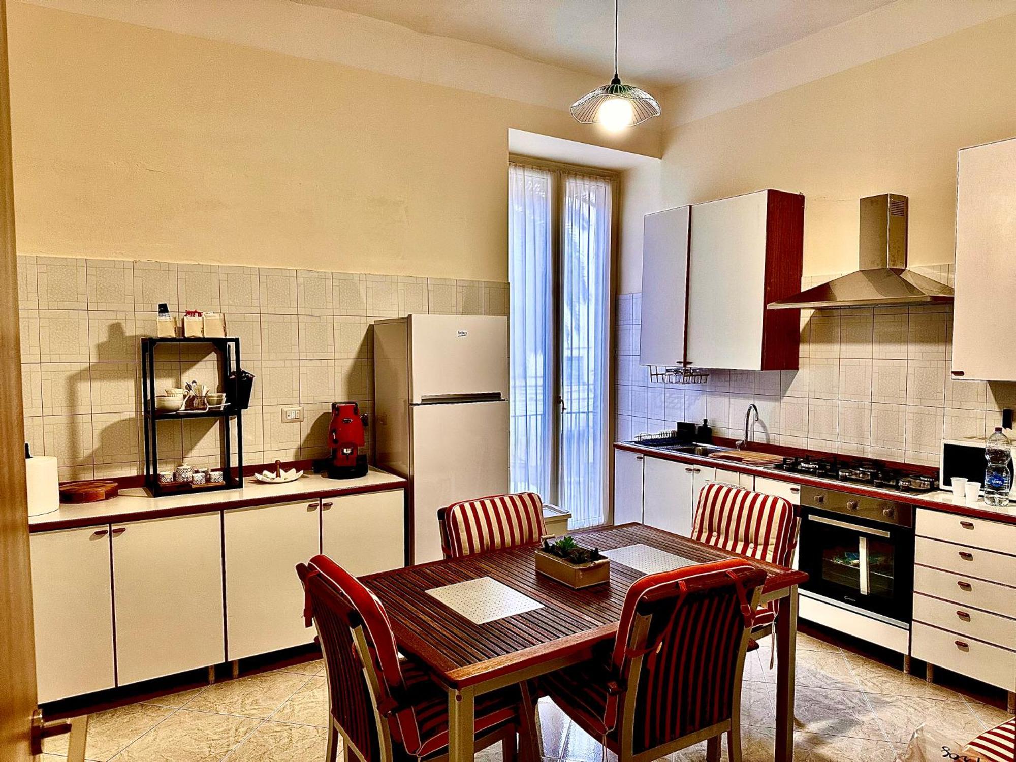 Vacanze Napoli Centrale Екстериор снимка